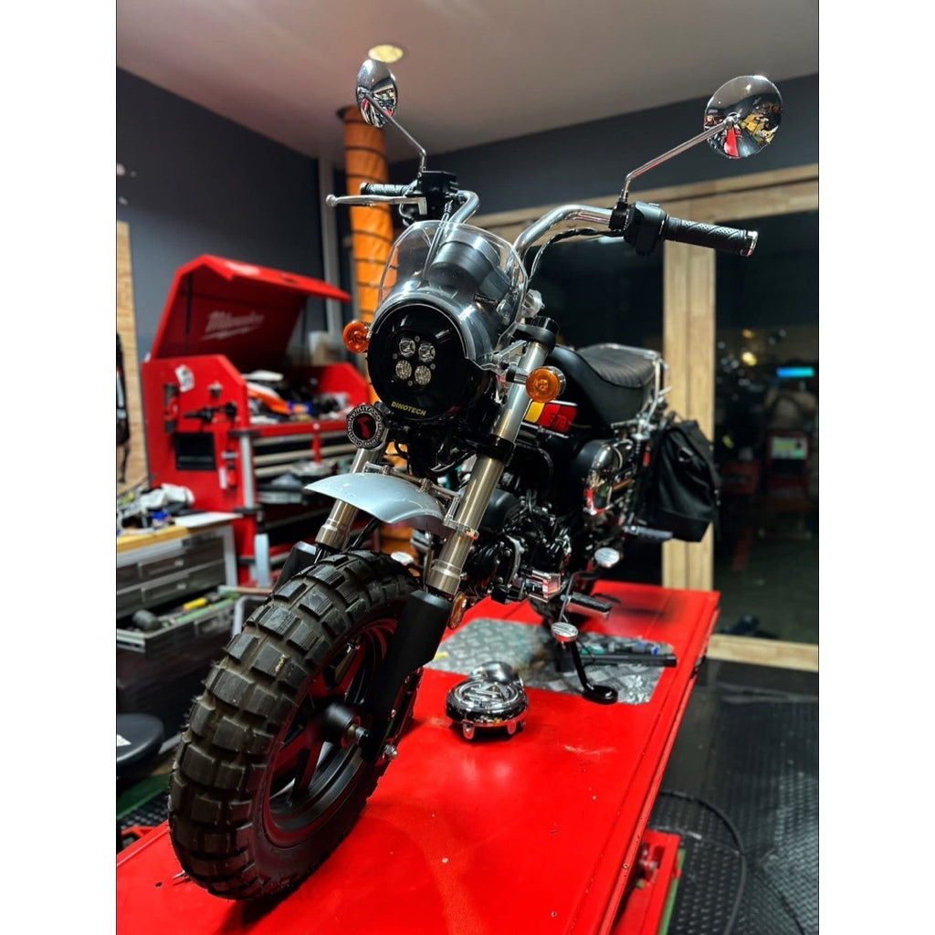 HEADLIGHT DINOTECH (HONDA ST125 DAX) (excluding tax and shipping included)