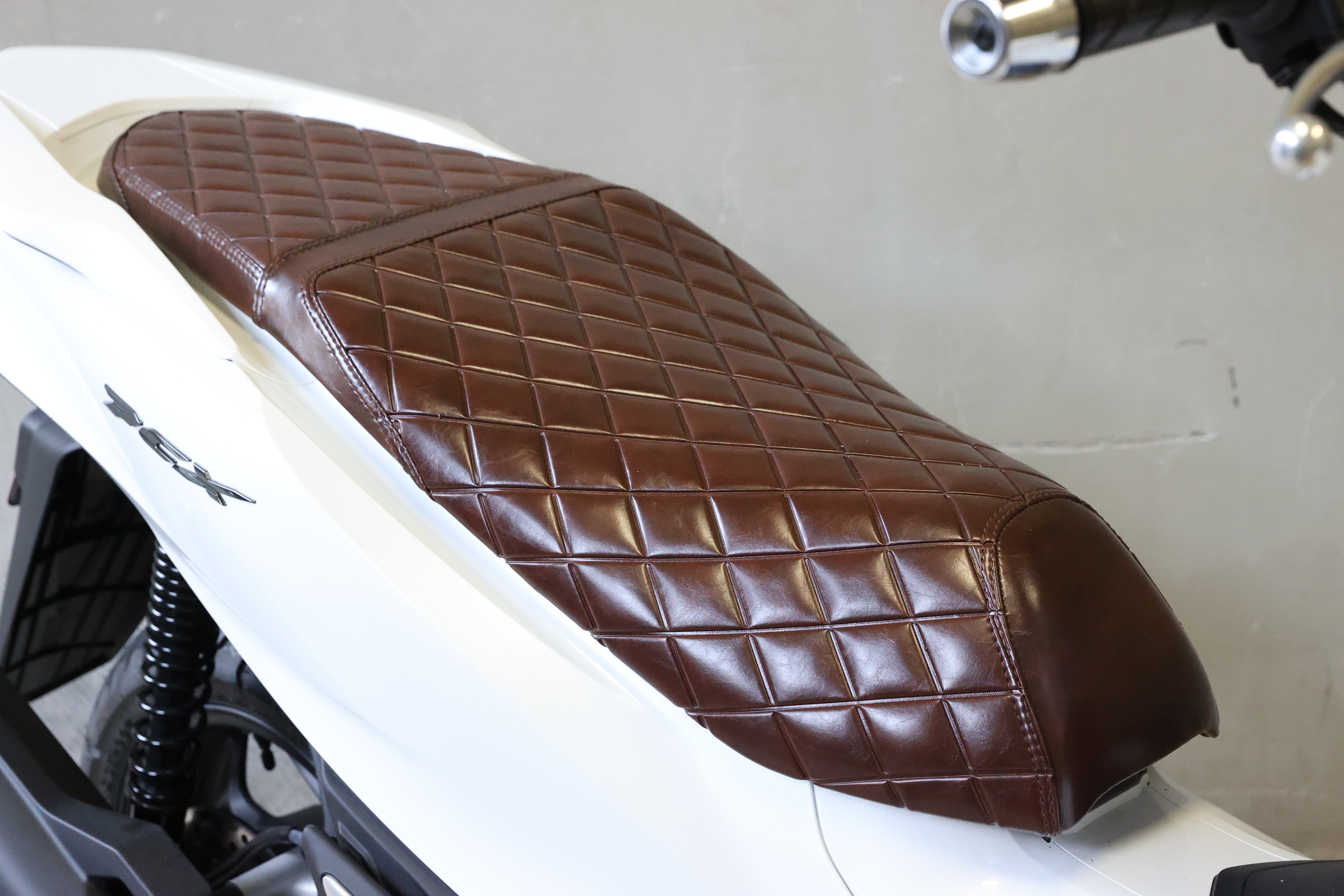 PCX-004 ZEN Ultra Low Down Brown Seat 超ローダウンシート Honda PCX