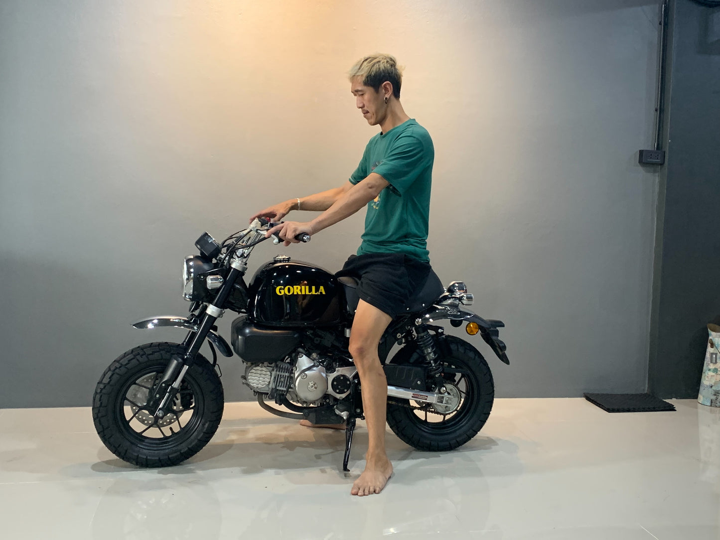 Gorilla Tank &amp; Seat Set for Monkey125 by G+NOTE