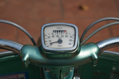 Roman Holiday Vespa 125 Fender Light Replica