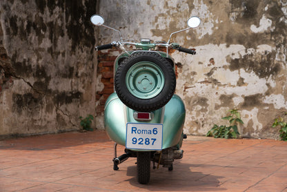 Roman Holiday Vespa 125 Fender Light Replica