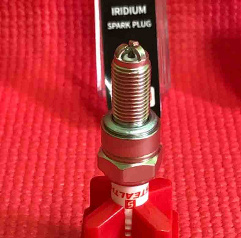 FP-0008 CT125 IRIDIUM Spark Plug