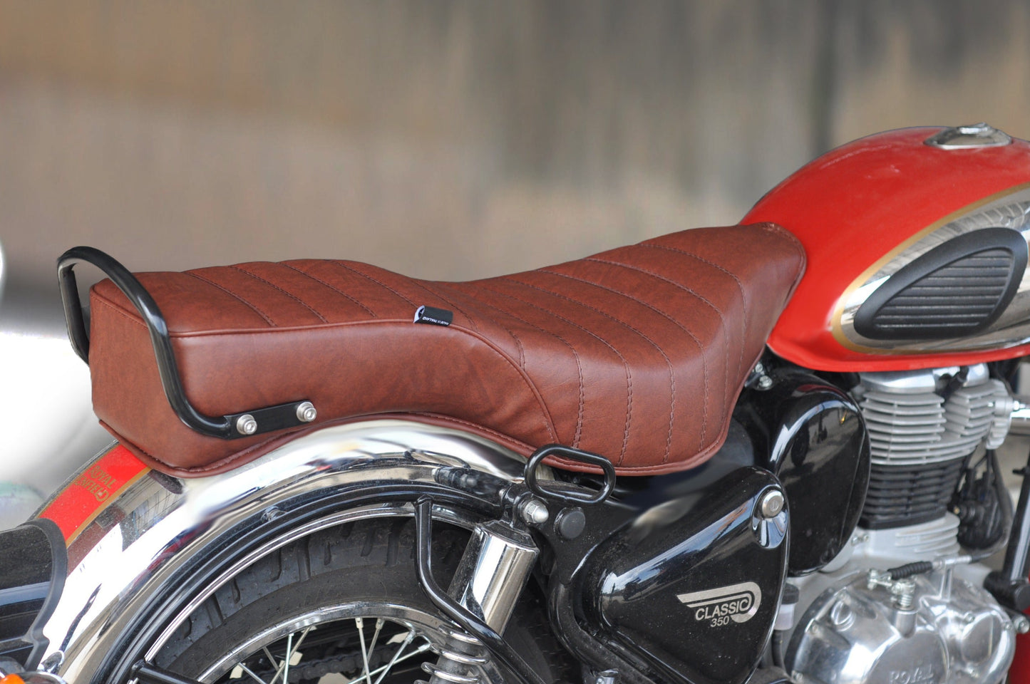 GC-RE001BR ROYAL ENFIELD Brown Classic350 Double Seat