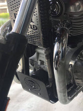 Load image into Gallery viewer, RE00025ROYAL ENFIELD-GT650-Undercover Brack
